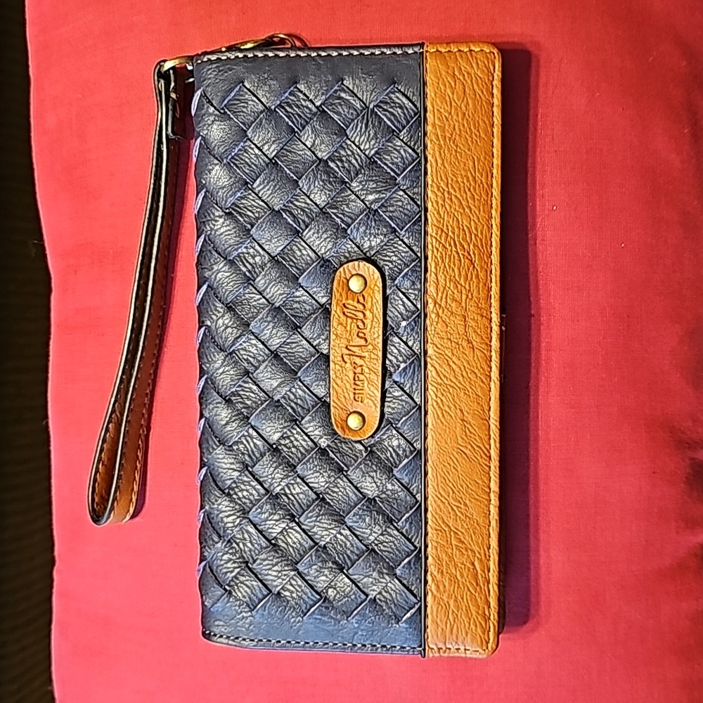 Simply Noelle Wristlet wallet